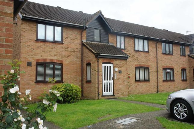 1 bed flat for sale in Godwin Close, Sewardstone Road, London