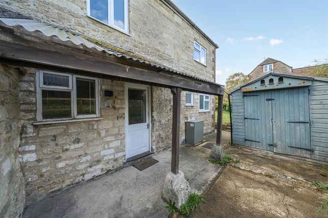 5, Sells Green, Melksham photo 4
