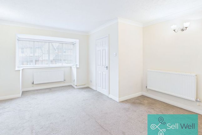 1, Mere Bank Close, Manchester photo 4
