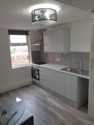 Thumbnail Flat to rent in King Richard Street, Coventry