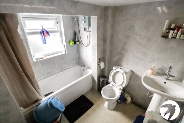 14, Bracondale Road, London photo 5