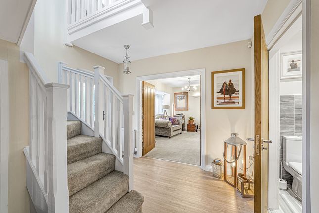 1, Woodland Rise, Poynton photo 2