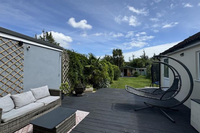 27, Cornelia Crescent, Poole photo 4