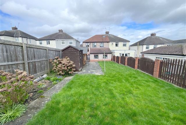 11, Kirkdale Drive, Sheffield photo 3
