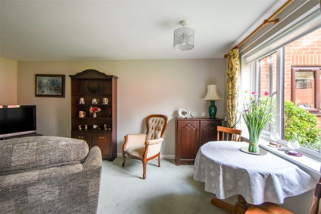 Flat for sale in Berry Court, Hook, Hampshire