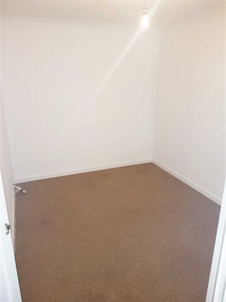 2, Summer Court, Tankerton photo 5