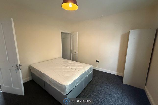 Harlech Road, Leeds photo 3