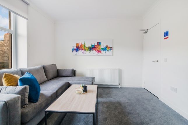 Flat to rent in Abbotsford Place, West End, Dundee