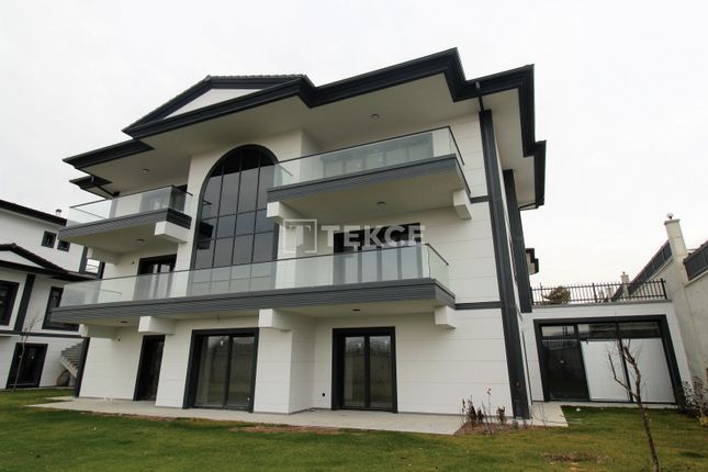 Thumbnail Detached house for sale in Karşıyaka, Gölbaşı, Ankara, Türkiye