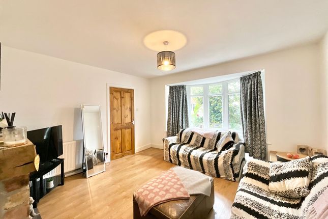 13 Cranberry Avenue, Stoke-On-Trent photo 2