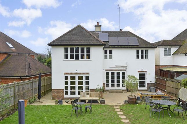10, Dagden Road, Shalford photo 2