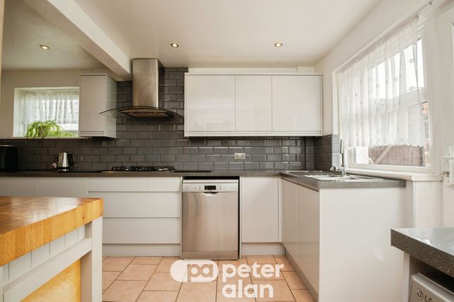 1, St. Arvans Road, Cwmbran photo 4