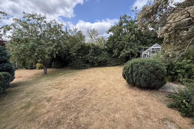 52, Cherry Tree Avenue, Belper photo 4