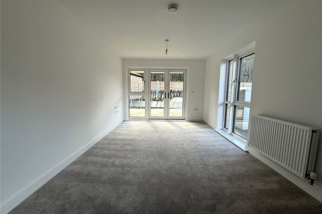 Dukes Quarter - Plot 402^, 33, Hamilton Court, Bordon photo 3