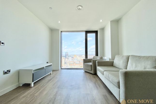 Flat to rent in Store Street, Oxygen Tower