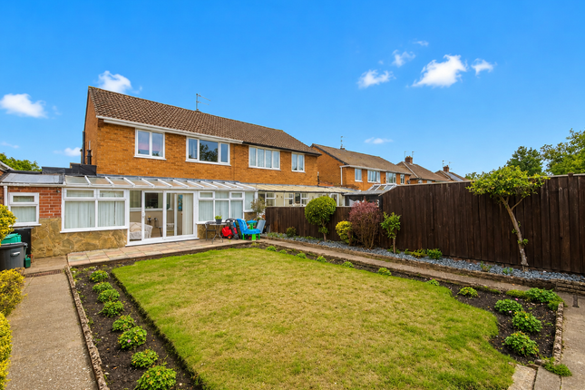 17, Greenoak Crescent, Bilston photo 2