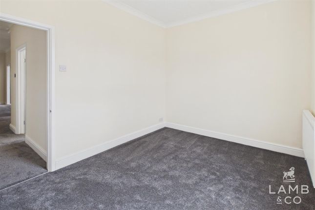 45B, Thoroughgood Road, Clacton-On-Sea photo 4