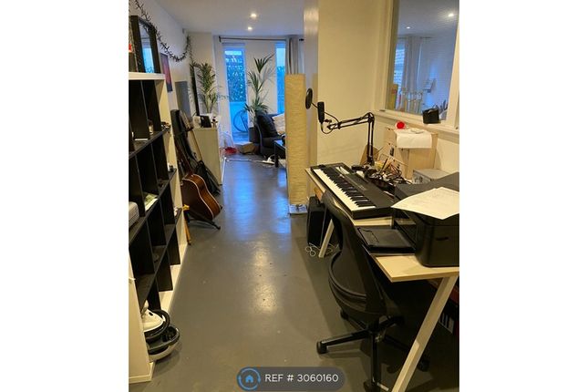 Studio, The Old Post Office Cheltenham Lane, Bristol photo 5