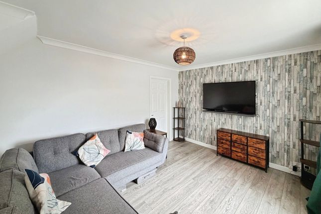 7, Penderyn Avenue, Port Talbot photo 2