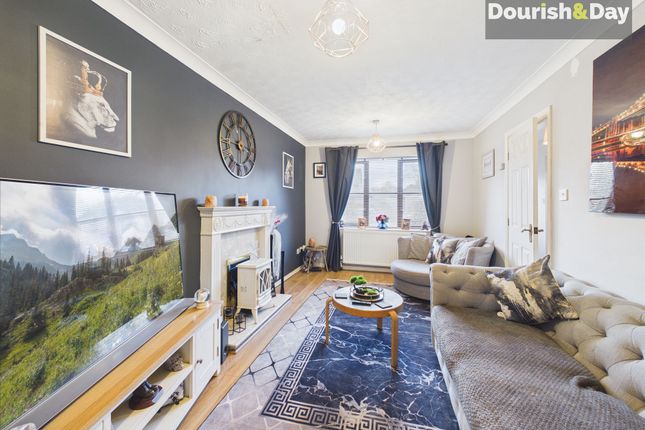 15 The Ridgeway, Stafford photo 2