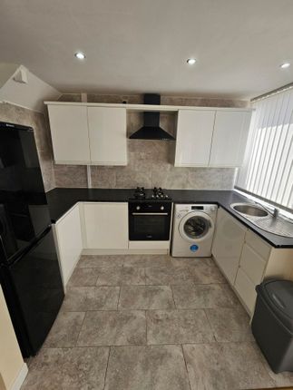 33, Crakston Close, Coventry photo 4