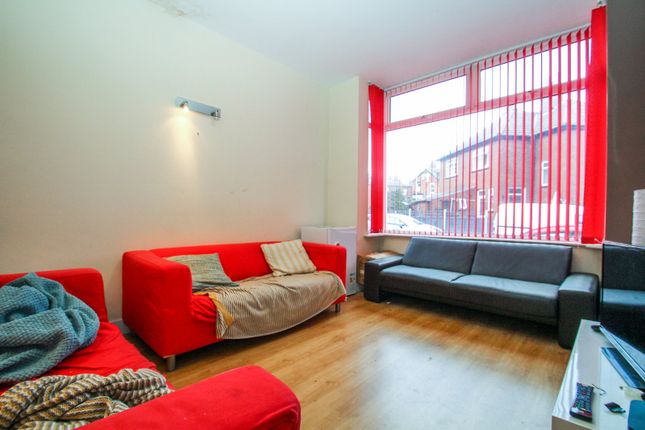 7, Beechwood Road, Leeds photo 4