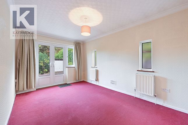 8 Salisbury Road, Worcester Park photo 3