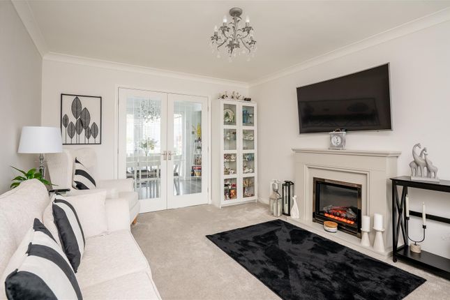 44, Runswick Avenue, York photo 3