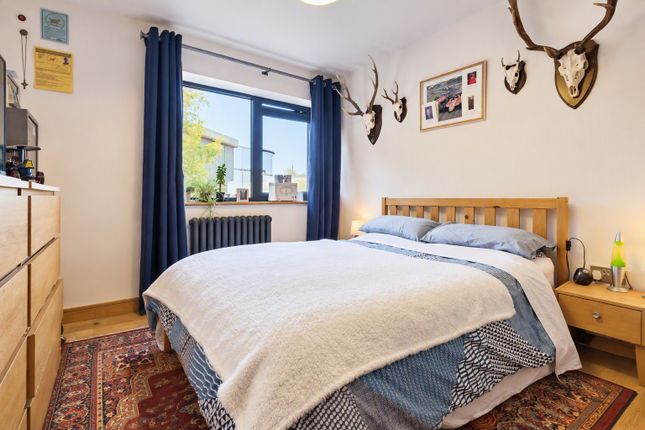 Flat 8, The Hamptons, Ashford Road, Fordingbridge photo 2