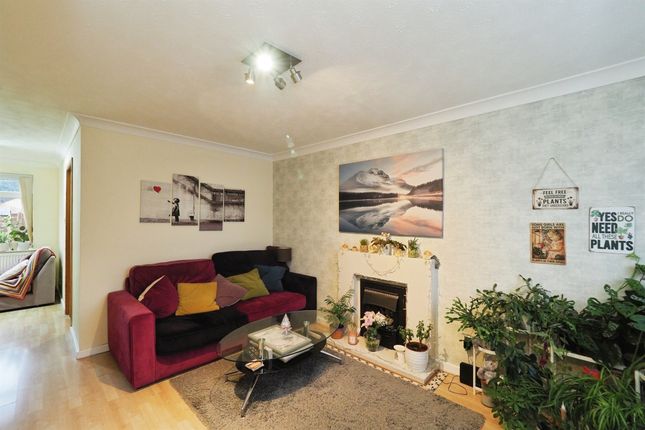46, Ravensthorpe Drive, Loughborough photo 4