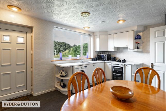 6, Marlborough Close, Rochdale photo 4