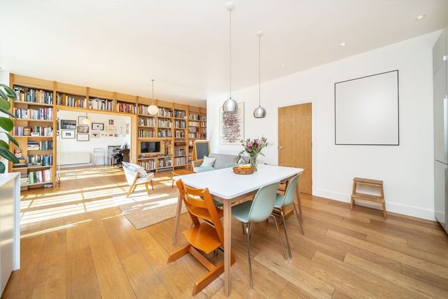 15, Furrow Lane, London photo 2