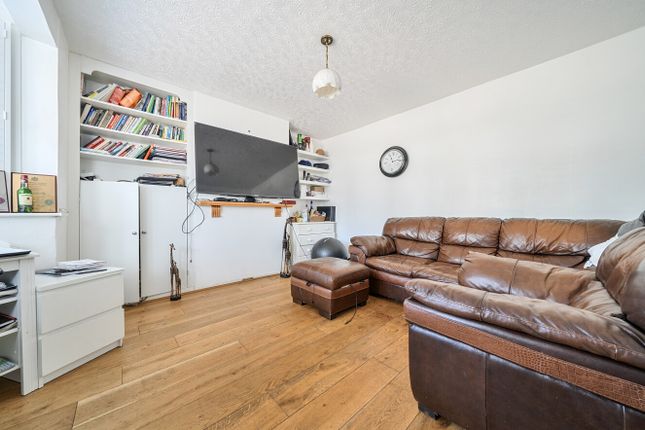 23, Kimberley Drive, Sidcup photo 3