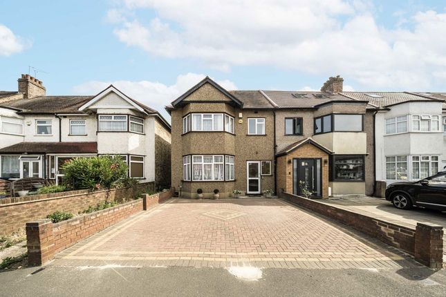 Thumbnail Property to rent in Costons Lane, Greenford