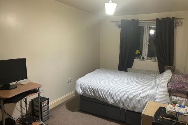 Flat to rent in Cheapside, Reading