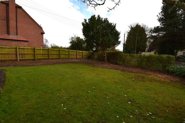 Detached house for sale in 25 Caythorpe Road, Lowdham, Nottinghamshire