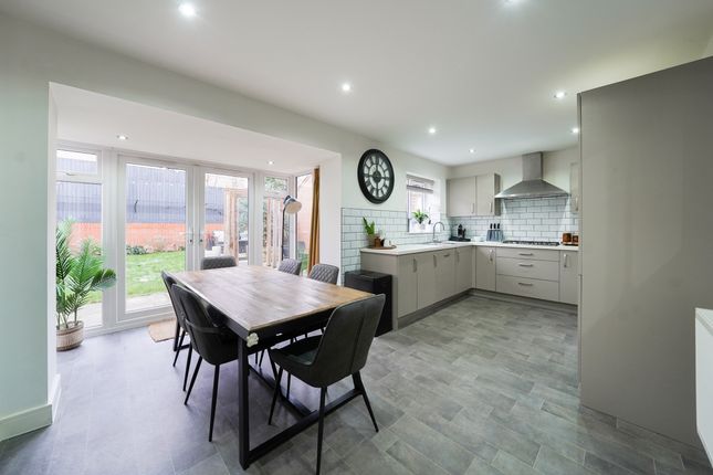 26 Sheppard Way, Leicester photo 2