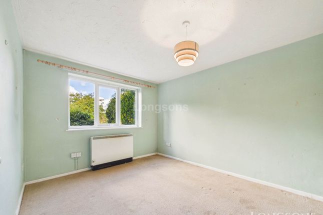 4, Canons Close, Dereham photo 4