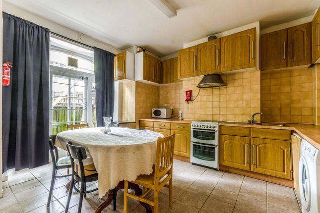 Houses To Rent In N16 5hb Stamford Hill West