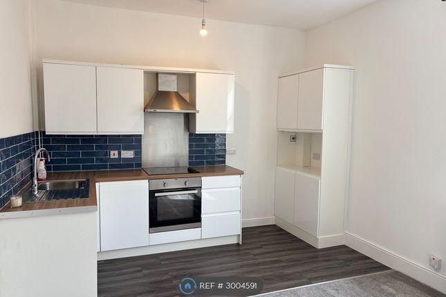 1-bed flat on A Derby Way, Marple, Stockport, £795/mo