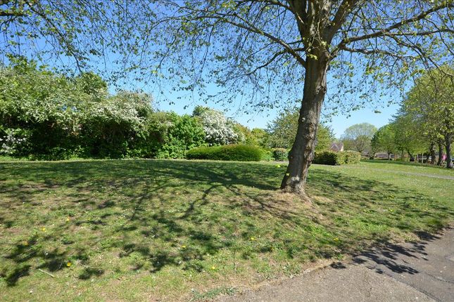9, Manningham Road, Stanwick photo 3