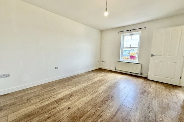 11, Railway Walk, East Riding of Yorkshire photo 4