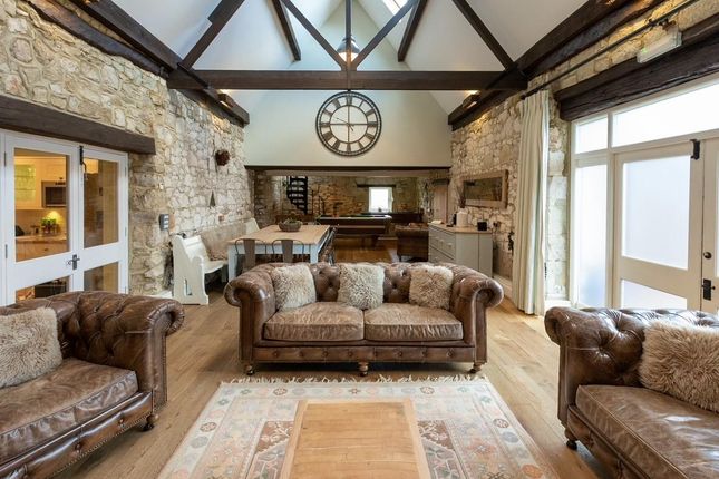 Thumbnail Barn conversion for sale in Hillway Road, Bembridge