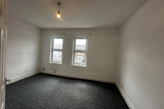 97, St leonards road, Northampton photo 3