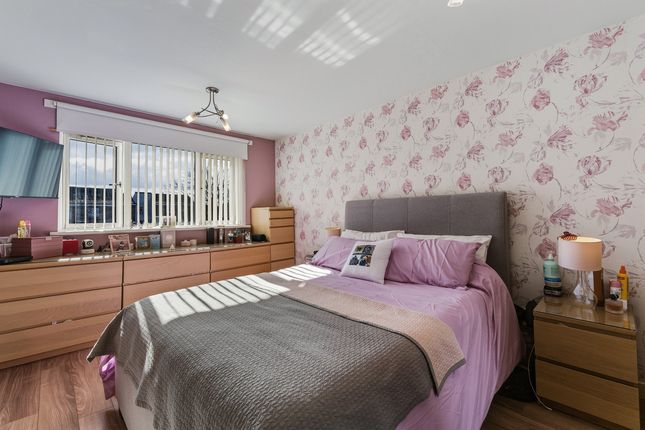 Flat D, 89, Coillesdene Avenue, Edinburgh photo 3