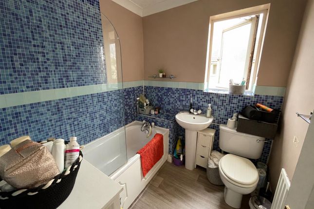 Lilac Close, Littlehampton photo 5