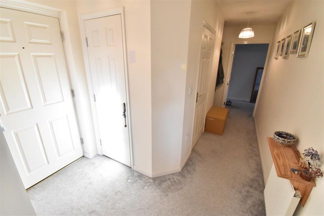 Flat for sale in Fazeley Close, Solihull