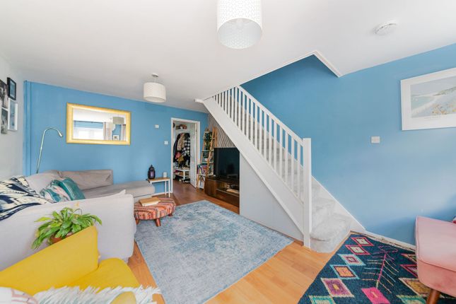 9 Denton Close, Abingdon photo 2