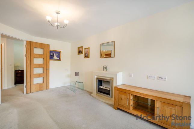 32 Broadfield Court, Park View Road, Manchester photo 4
