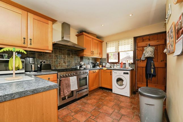 3, Bramley Barns, Evesham photo 4